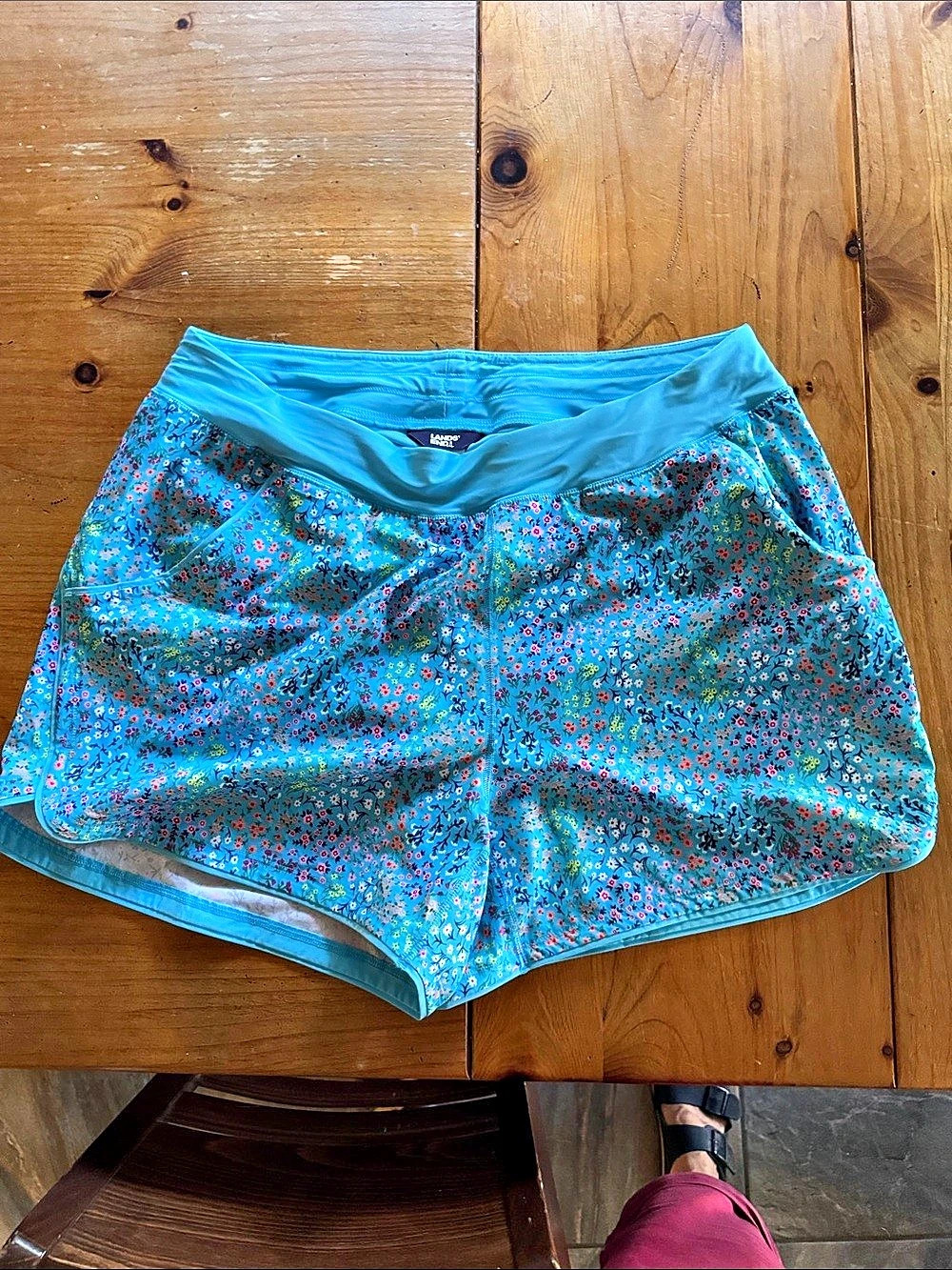 Land's End Women's Floral Athletic Shorts Size 20W